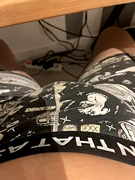 Snapshot of christophecamzzl chatting on 11-11-25, 04:51 christophecamzzl online show from 11-11-25, 04:51