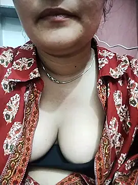 minni64207 online show from 05-19-26, 10:21