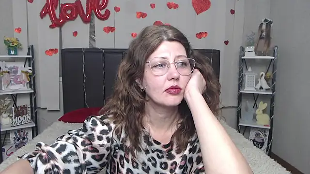 RoseHille online show from 04-16-26, 05:14