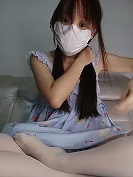 Snapshot of shuishui-Water chatting on 11-16-25, 01:49 shuishui-Water online show from 11-16-25, 01:49