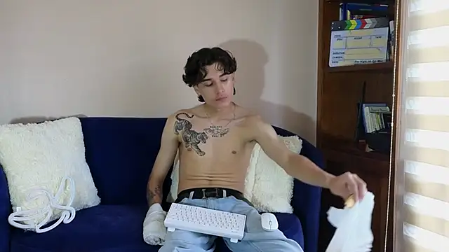 Derekswan online show from 01-15-26, 09:29