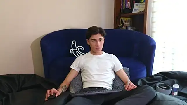 Derekswan online show from 06-16-26, 09:28