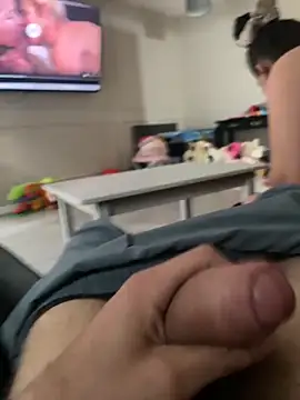 Kinkycouple142 online show from 05-06-26, 06:46