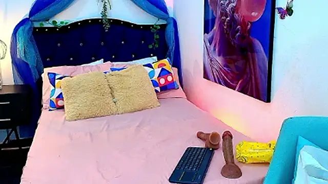 KATY LOWERY online show from 01-19-26, 03:10