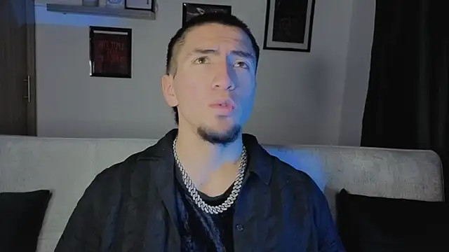 Snapshot of AresMassimoX chatting on 11-27-25, 12:56 AresMassimoX online show from 11-27-25, 12:56