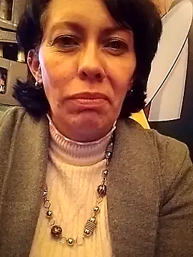 Snapshot of Jhanne_Cherry_ chatting on 11-21-25, 04:22 Jhanne Cherry online show from 11-21-25, 04:22