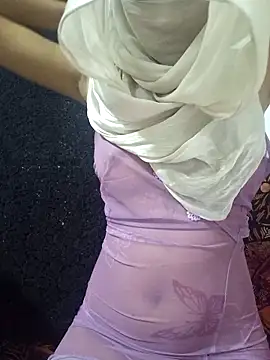 Snapshot of Sachi_girl001 chatting on 11-18-25, 04:44 Sachi girl001 online show from 11-18-25, 04:44