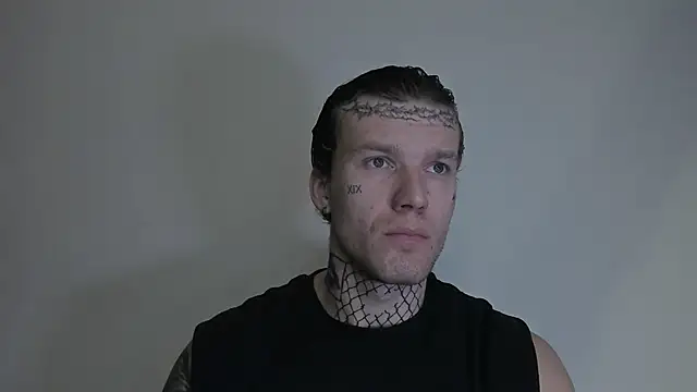 Huntall77 online show from 11-13-25, 02:21