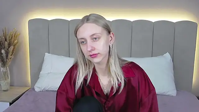 RachaelCute online show from 04-04-26, 04:00