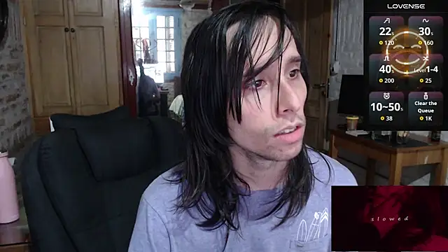 Snapshot of CaramelToy chatting on 11-11-25, 04:07 CaramelToy online show from 11-11-25, 04:07