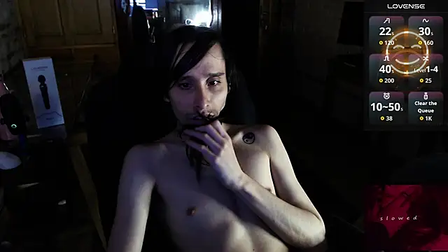 Snapshot of CaramelToy chatting on 11-14-25, 04:00 CaramelToy online show from 11-14-25, 04:00