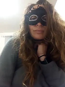 Giorgia13 online show from 11-29-25, 08:34