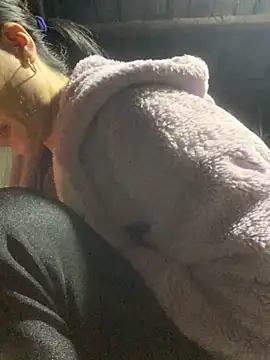 phuong cute online show from 11-21-25, 12:54