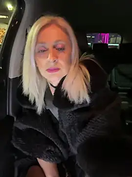 HOTLadyluna online show from 02-27-26, 09:37