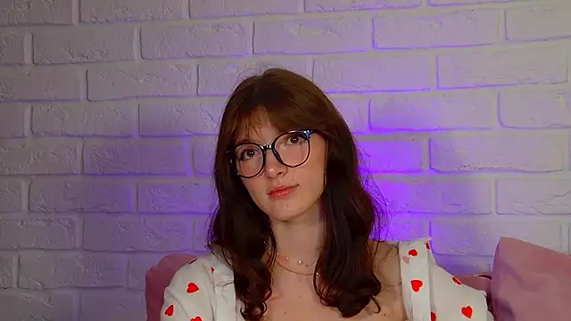 SophiaProve online show from 04-17-26, 04:43