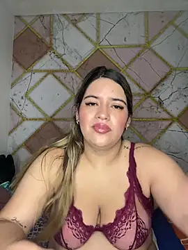 Amira Malia online show from 04-14-26, 12:11