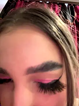 Marisaaasss online show from 11-25-25, 01:22