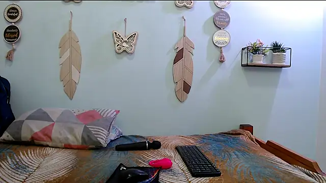 salomesmit666 online show from 02-06-26, 07:39