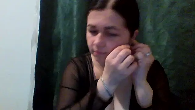 Vitalina282128 online show from 05-08-26, 06:35