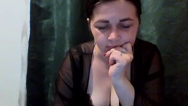 Vitalina282128 online show from 06-03-26, 06:13