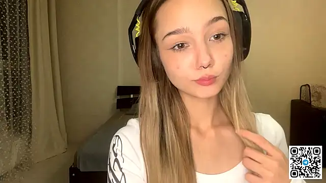 HoaPatton online show from 11-18-25, 11:03