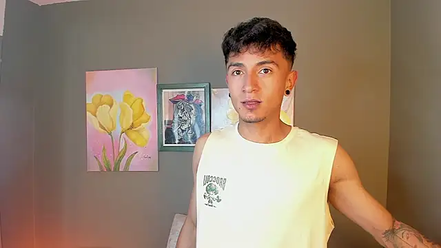 Snapshot of tank_steel chatting on 11-25-25, 02:11 tank steel online show from 11-25-25, 02:11