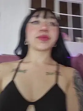 Snapshot of dirty_diiana chatting on 11-18-25, 10:09 dirty diiana online show from 11-18-25, 10:09