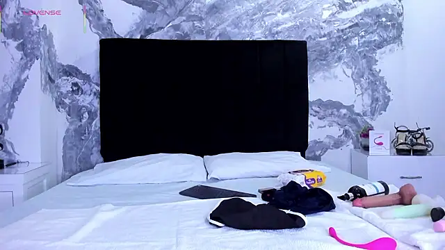 lilithDraven  online show from 03-05-26, 04:08