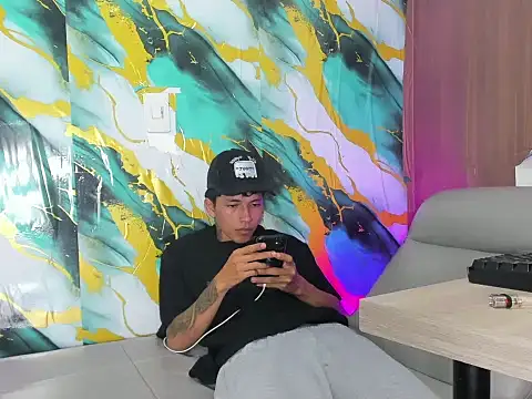 Snapshot of D3mon_cock chatting on 11-12-25, 10:15 D3mon cock online show from 11-12-25, 10:15