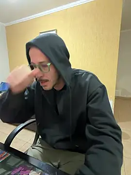 Lucasjandre online show from 08-01-26, 11:58