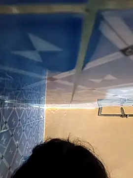 Snapshot of Ragner-6_9 chatting on 11-20-25, 10:37 Ragner-6 9 online show from 11-20-25, 10:37