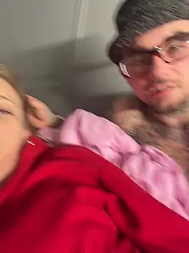 Snapshot of sexxxilexxxi44 chatting on 02-28-26, 07:20 sexxxilexxxi44 online show from 02-28-26, 07:20