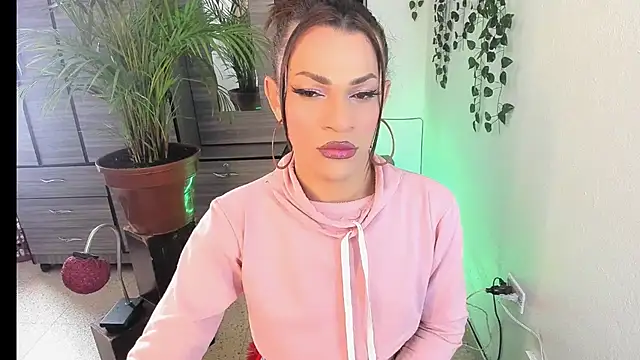 Snapshot of babyhanna_01 chatting on 01-15-26, 01:05 babyhanna 01 online show from 01-15-26, 01:05