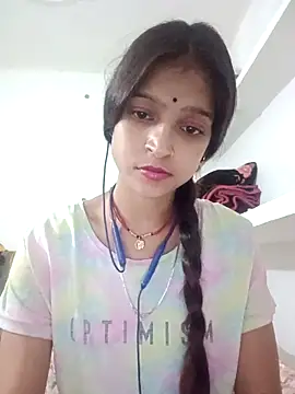 Snapshot of Mohnicute chatting on 05-09-26, 06:13 Mohnicute online show from 05-09-26, 06:13
