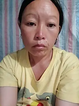 Snapshot of girl-hot2x chatting on 06-10-26, 06:07 girl-hot2x online show from 06-10-26, 06:07