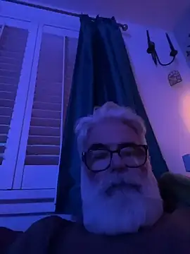 LeatherSdaddy online show from 12-19-25, 04:47