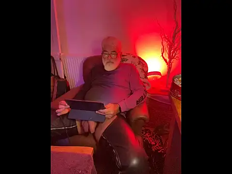 LeatherSdaddy online show from 01-06-26, 05:49