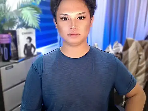 Snapshot of UrGoddess_Sofia chatting on 02-10-26, 07:12 UrGoddess Sofia online show from 02-10-26, 07:12