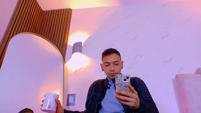 Imtavo online show from 11-23-25, 01:44