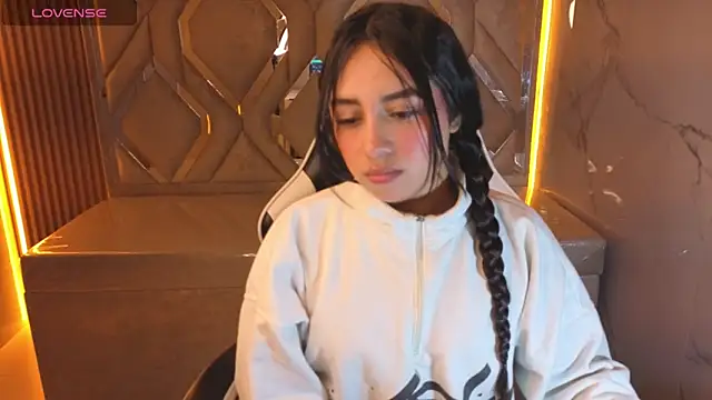 Juliana Tx online show from 02-02-26, 12:59