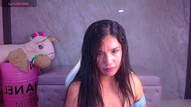 Snapshot of Violetta_jhonson_a chatting on 12-04-25, 03:16 Violetta jhonson a online show from 12-04-25, 03:16