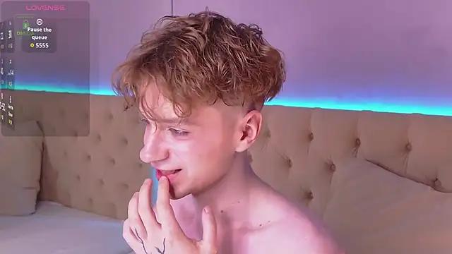 Paul Holt online show from 01-11-26, 08:36