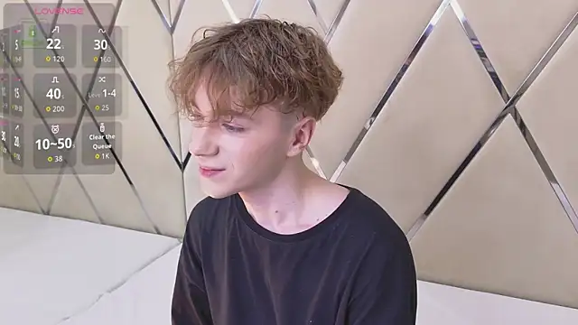 Snapshot of Paul_Holt chatting on 02-16-26, 08:38 Paul Holt online show from 02-16-26, 08:38