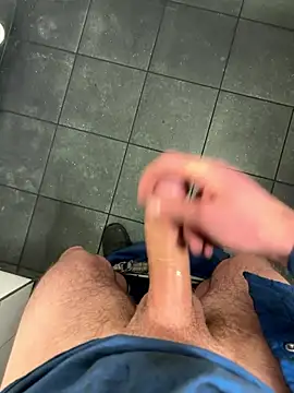 lukasDickpic12 online show from 01-11-26, 12:26