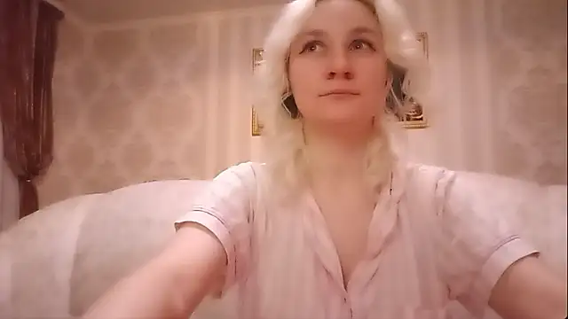 Snapshot of KyokoAck chatting on 11-22-25, 03:22 KyokoAck online show from 11-22-25, 03:22