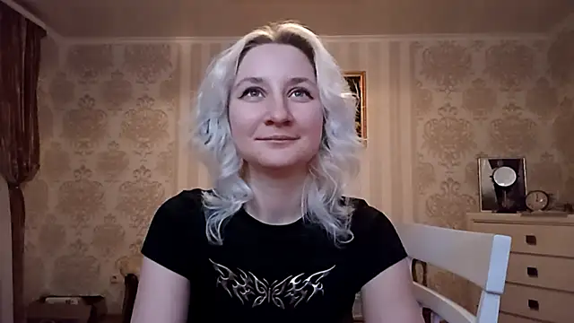 Snapshot of KyokoAck chatting on 12-13-25, 07:53 KyokoAck online show from 12-13-25, 07:53