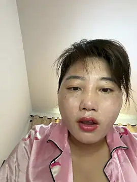 Snapshot of Nuomi6 chatting on 06-28-26, 04:07 Nuomi6 online show from 06-28-26, 04:07