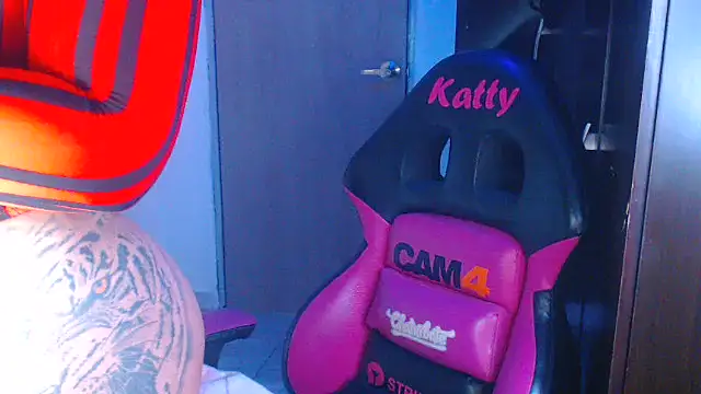 Snapshot of katecute88 chatting on 01-05-25, 08:00 katecute88 online show from 01-05-25, 08:00