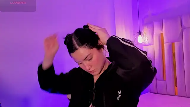 Brandy collinss online show from 02-05-26, 08:41