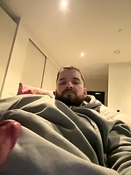 Snapshot of alexrofa chatting on 11-28-25, 03:25 alexrofa online show from 11-28-25, 03:25